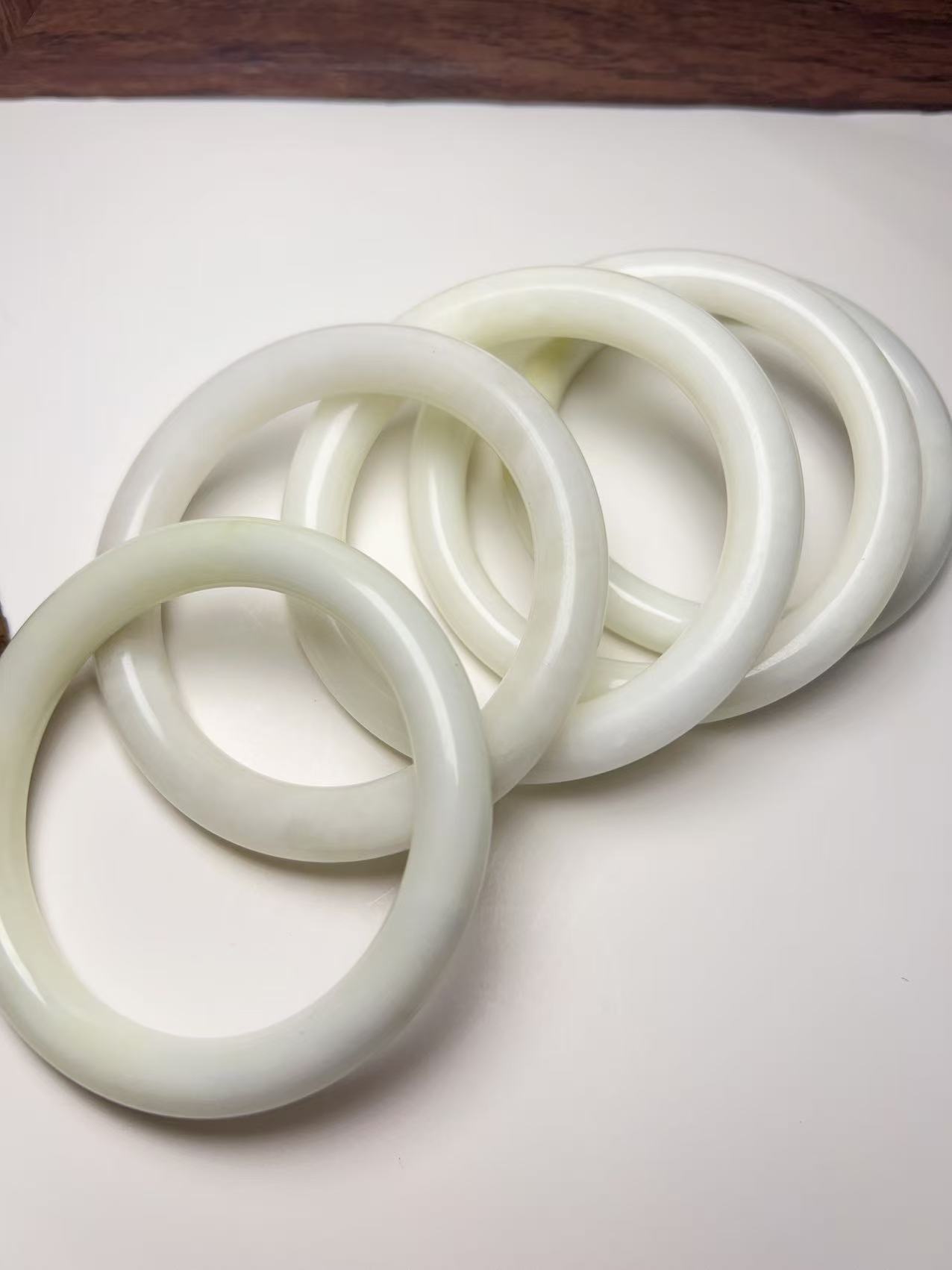 天然保真时尚百搭【蓝田玉】【圆条手镯】（拍一发一多样性发货）