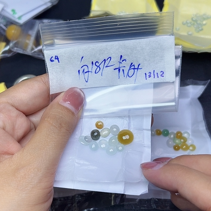 未镶嵌定制翡翠不