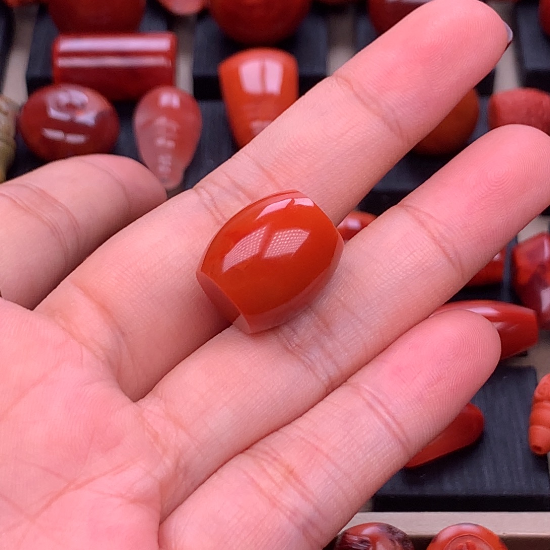 南红玛瑙未镶嵌川料原矿高品筒珠15.2mm