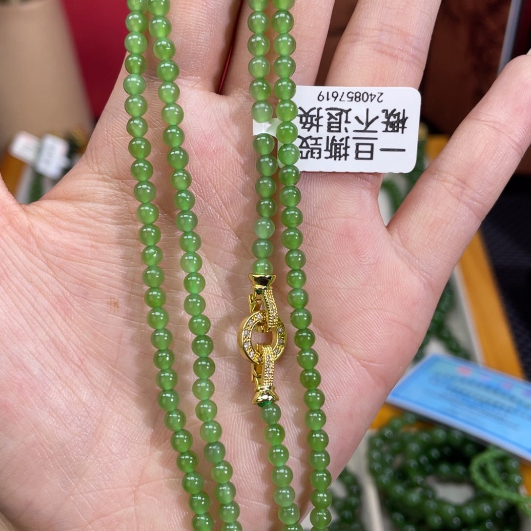 和田玉（碧玉）颈饰未镶嵌4mm