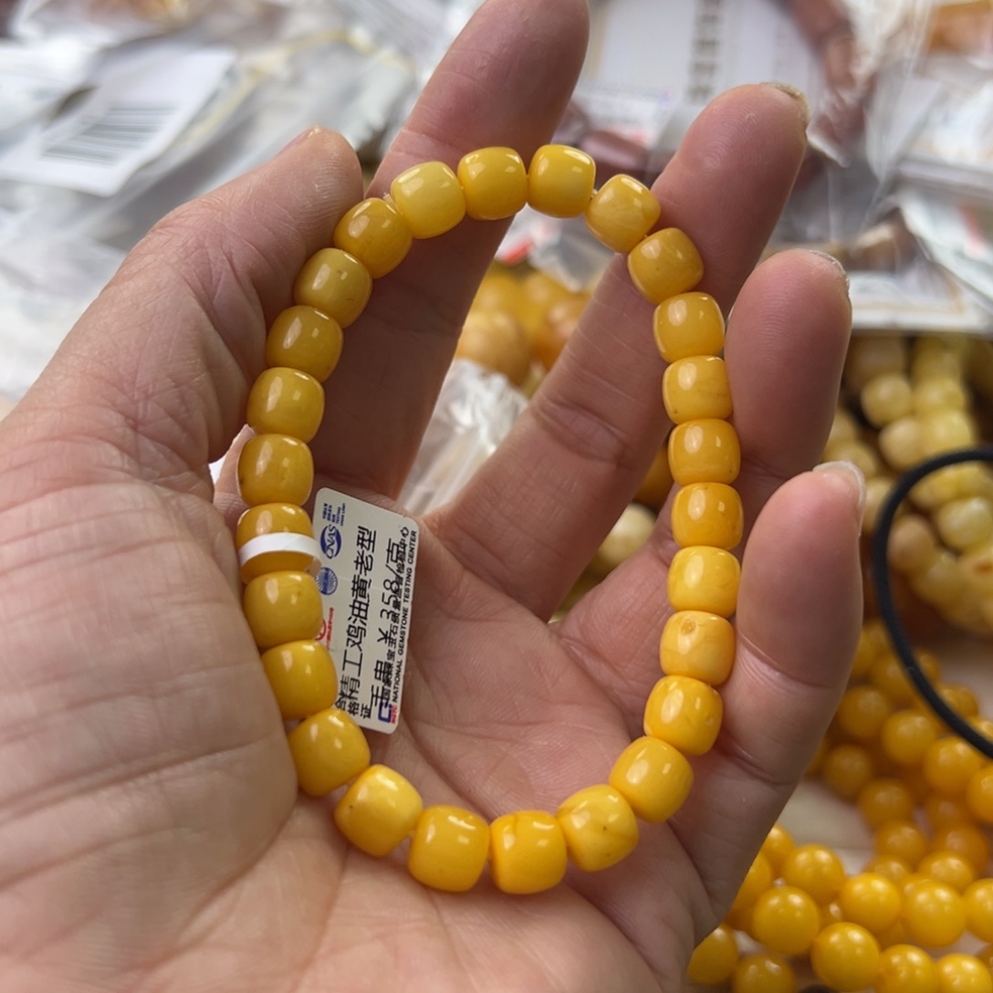 琥珀珠宝奇石未镶嵌