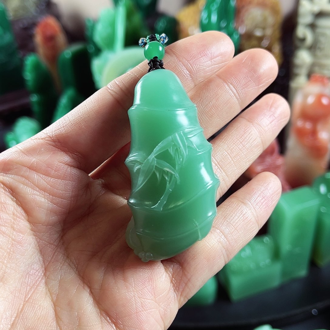 四川石名贵石材梅子青