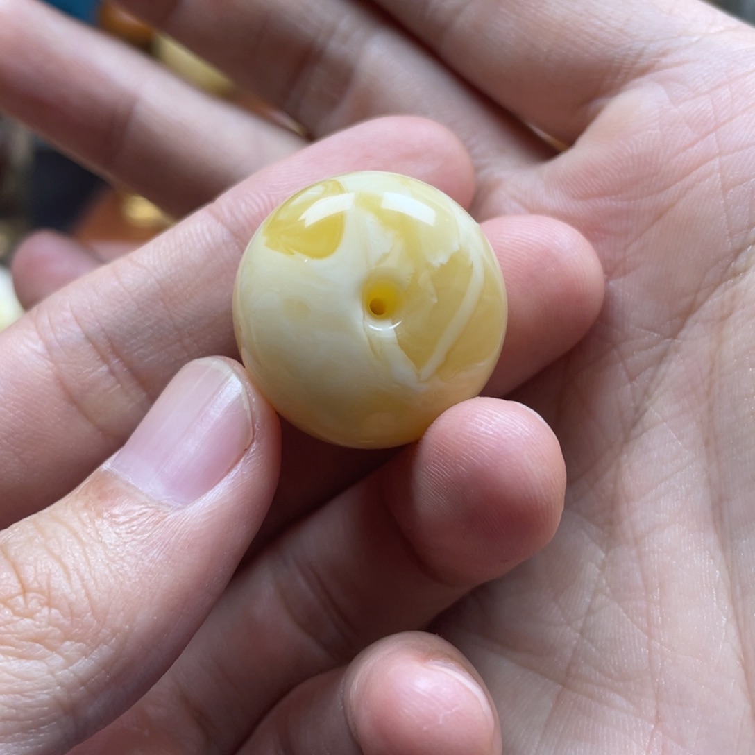 琥珀珠宝奇石未镶嵌掩**月14