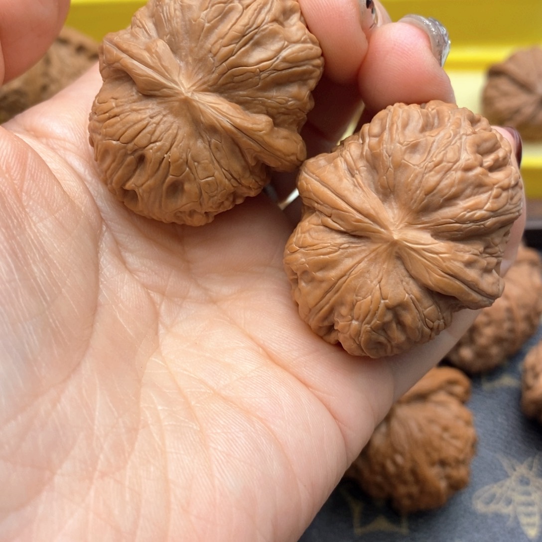 H***O把件文玩核桃283号元宝