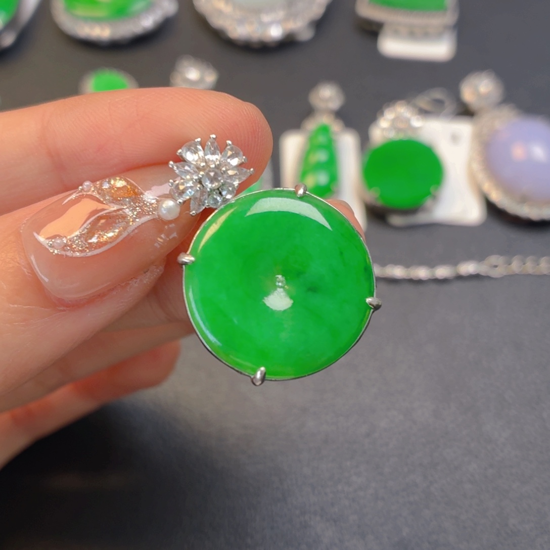翡翠银S925镶嵌颈饰