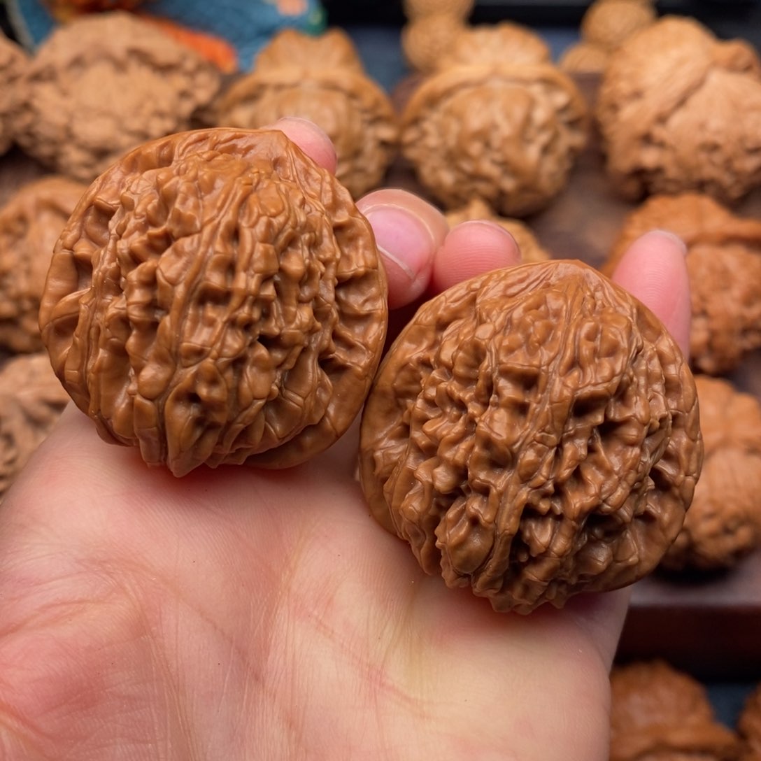 文玩核桃把件38老树原桩平谷楼