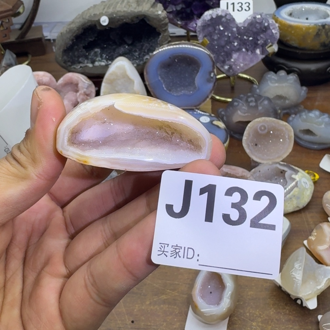 未镶嵌大型摆件（非配饰）水晶