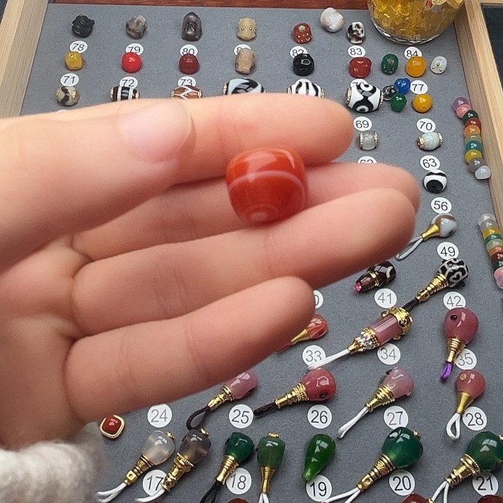 玛瑙/玉髓未镶嵌饰品