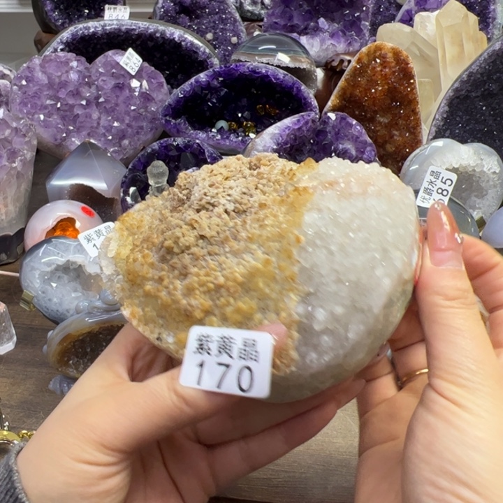 未镶嵌大型摆件（非配饰）紫晶170