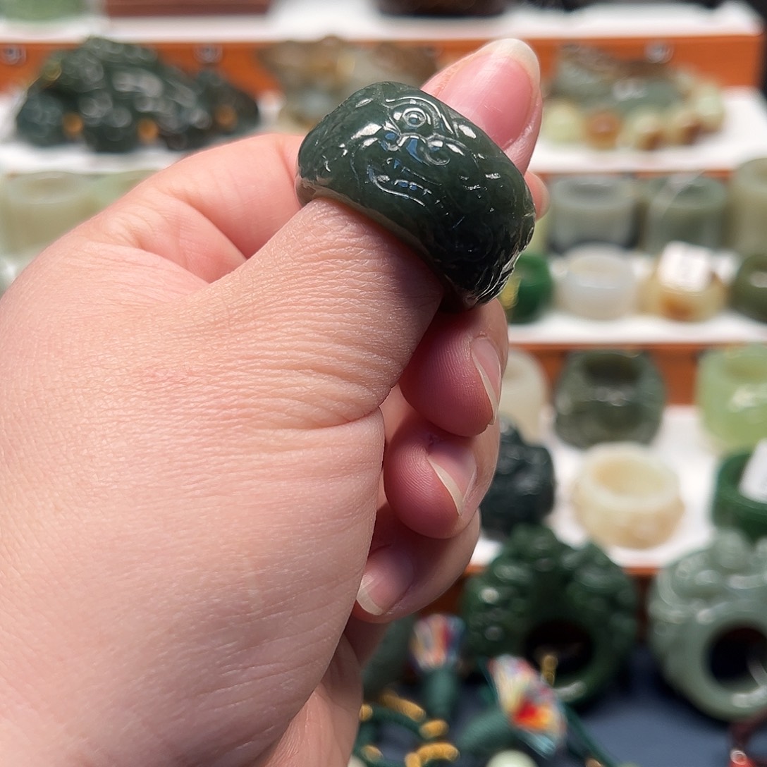 和田玉（糖玉）未镶嵌戒指