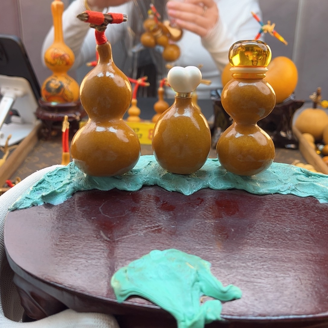 滕***贸啦咯啦咯啦咯啦咯啦咯啦咯啦