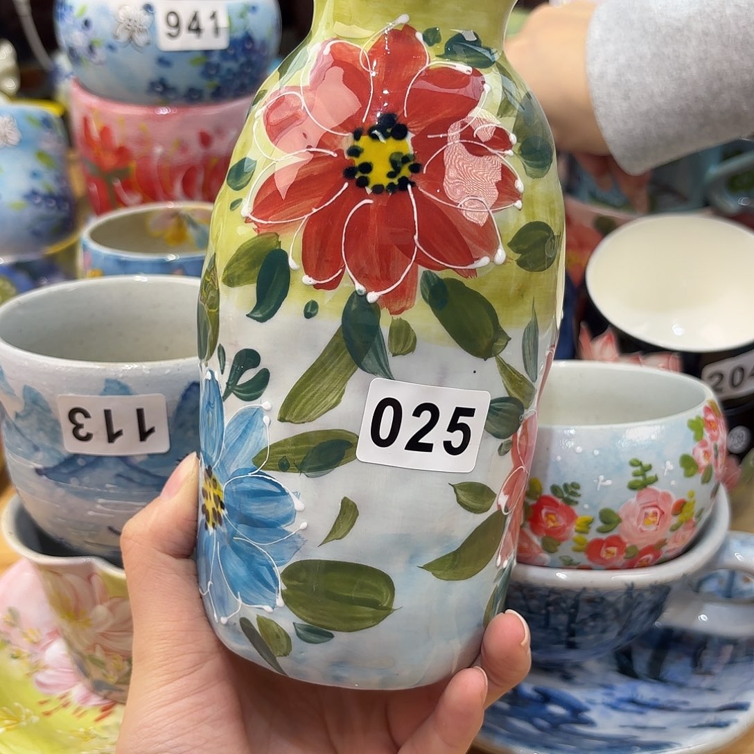 瓷片兔兔盖茨。兔兔