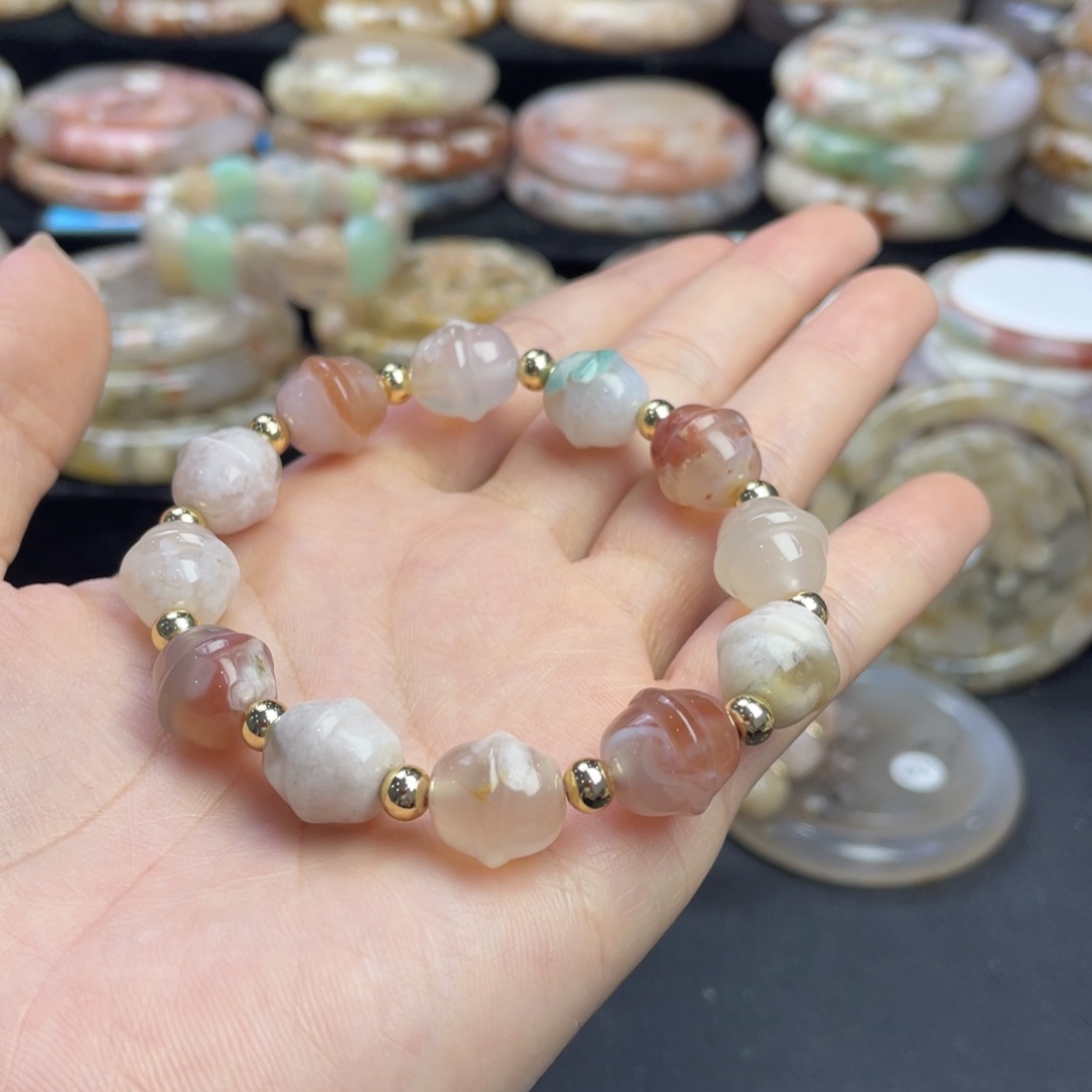 未镶嵌手镯石英质玉落****疯