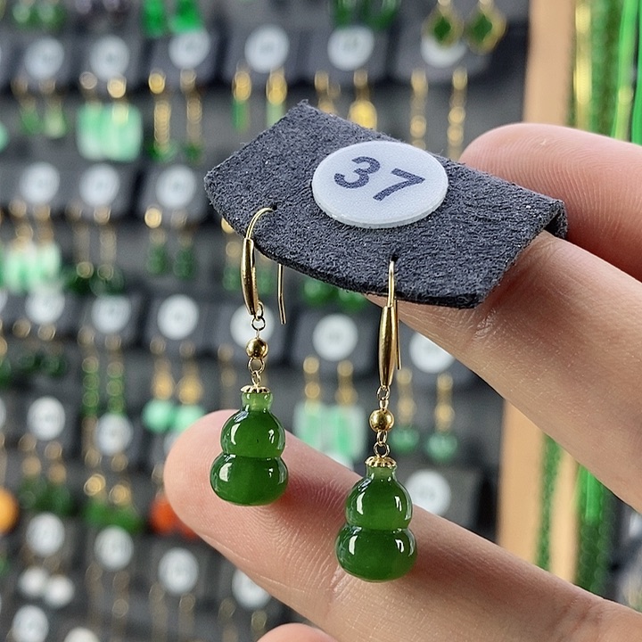 和田玉耳饰18K金镶嵌