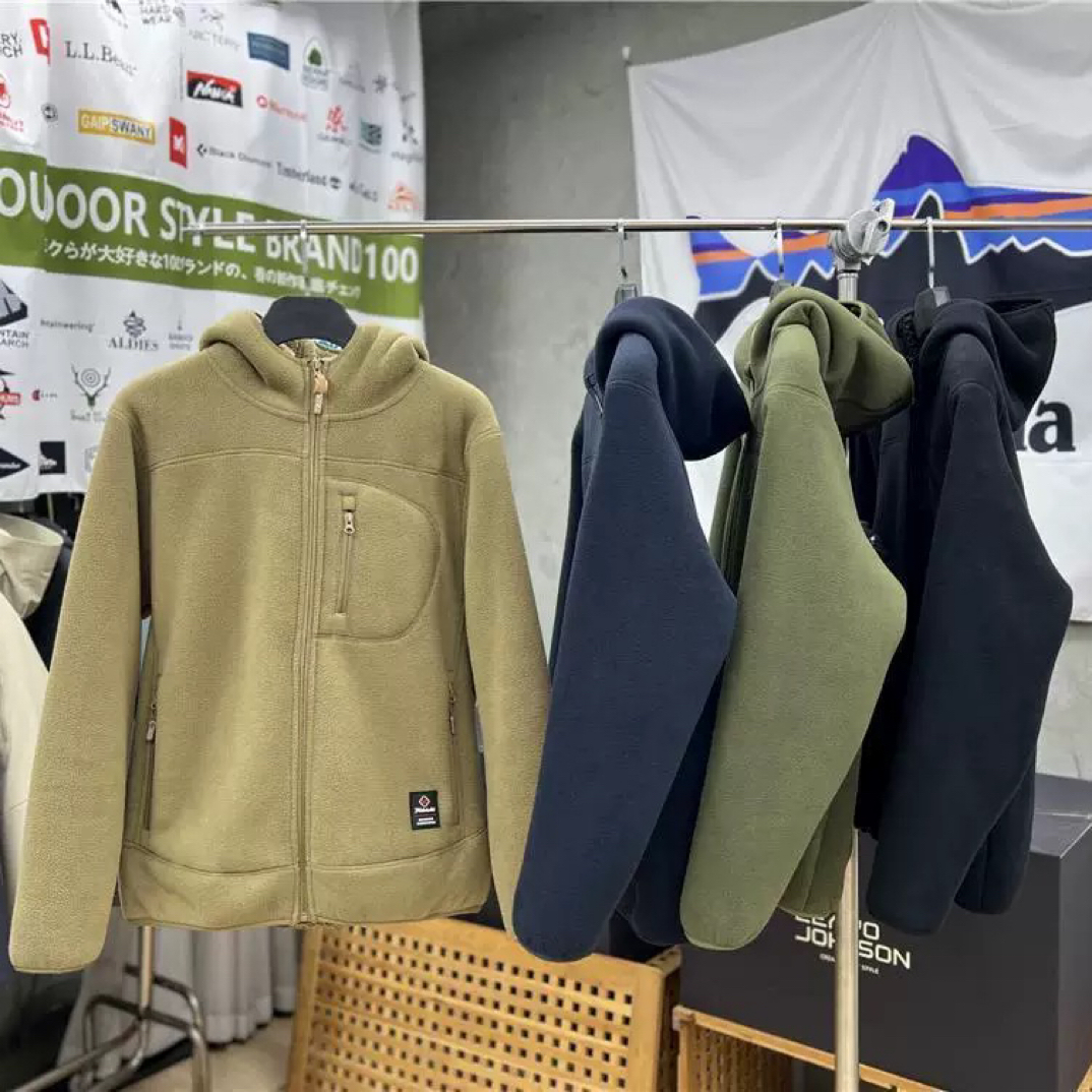 反季捡漏！重磅900克！男女同款！加绒加厚摇粒绒连帽休闲冬外套