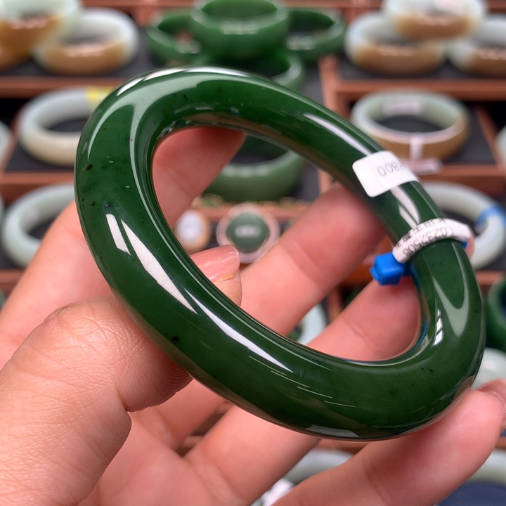 和田玉（碧玉）手镯未镶嵌