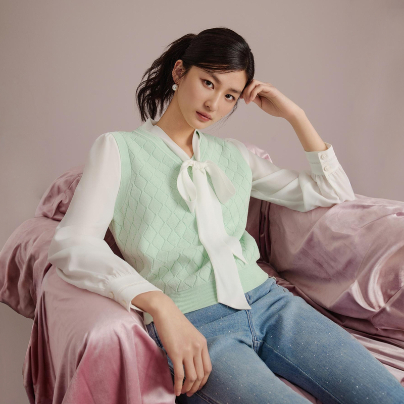 【粉丝专享】【千金玛德琳】春秋拼接针织套头衫水绿色LMFADAKPR004