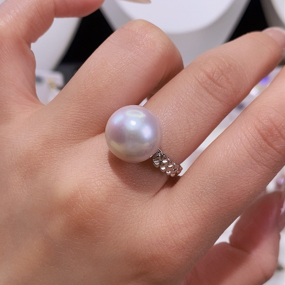 淡水珍珠颈饰合金