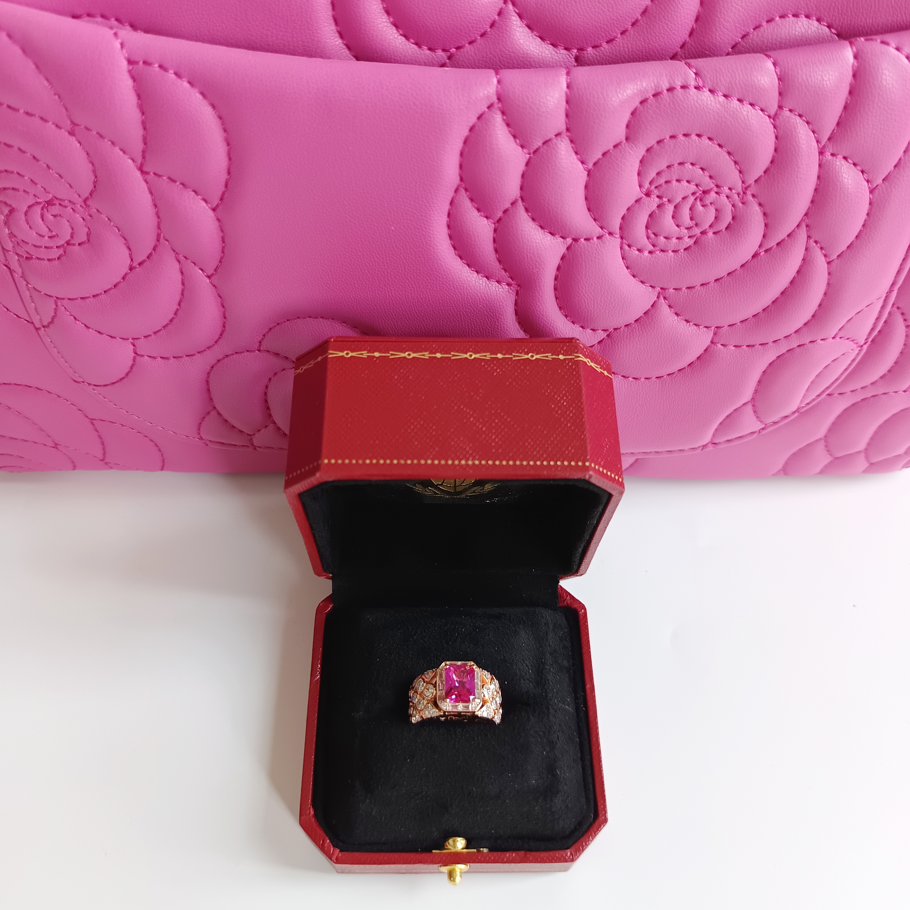 2949戒指--时尚优雅设计戒指赠礼盒