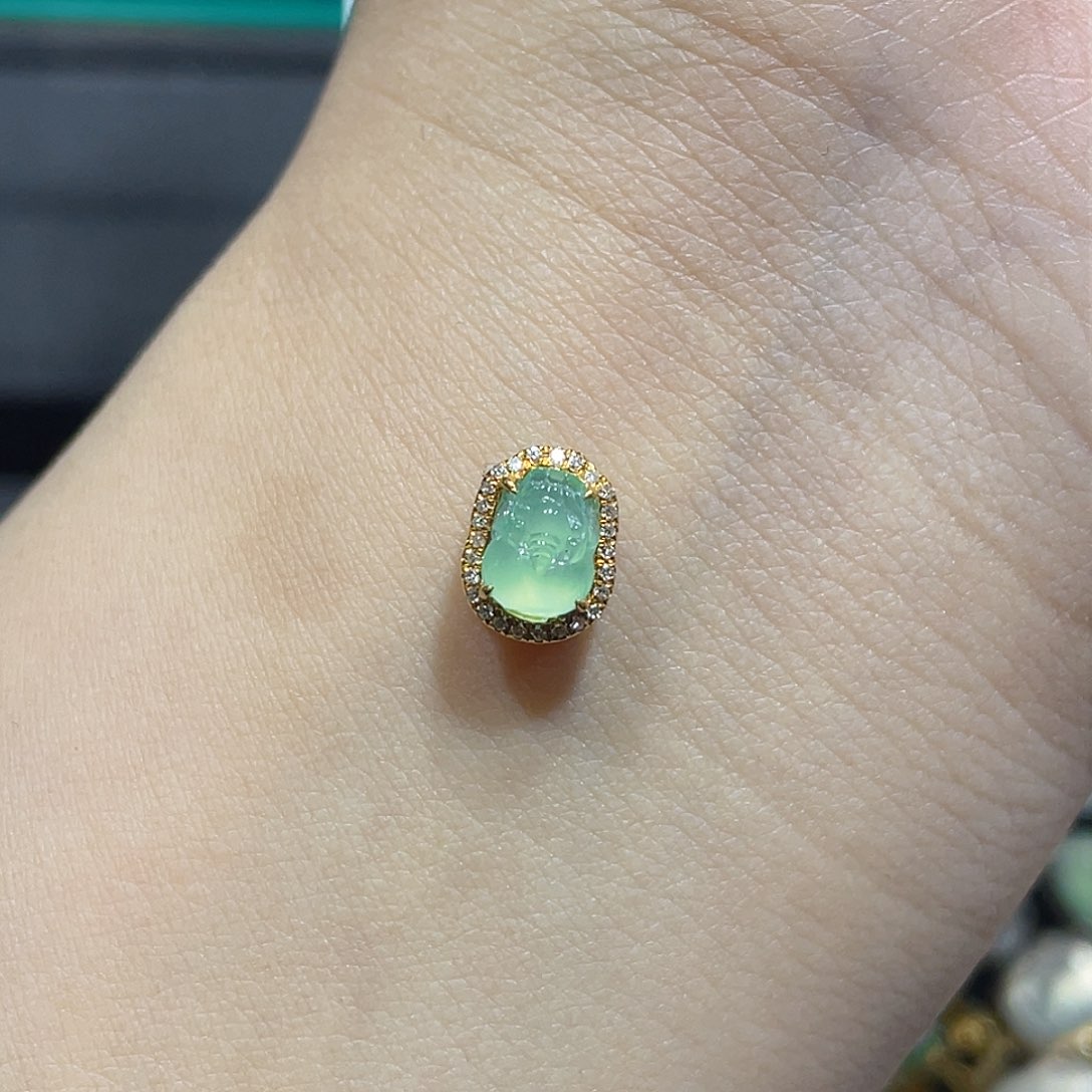 翡翠颈饰18K金镶嵌_*樂吊坠