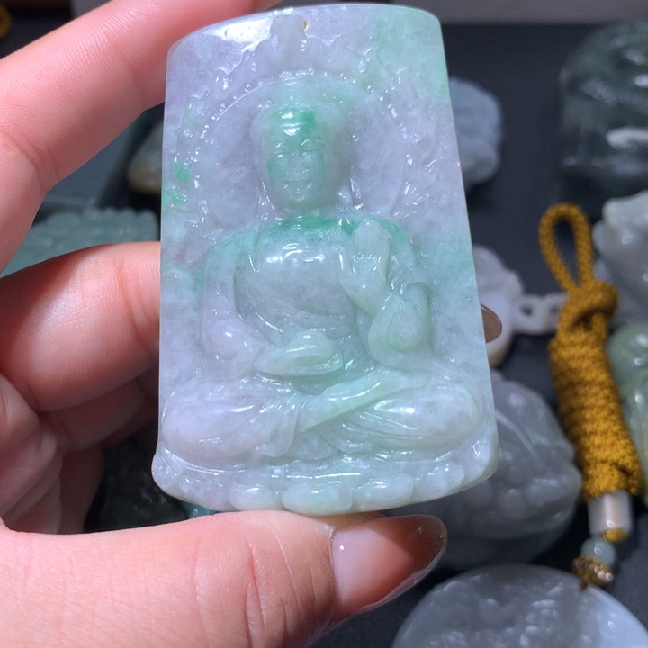 翡翠未镶嵌颈饰保真天然A货翡翠