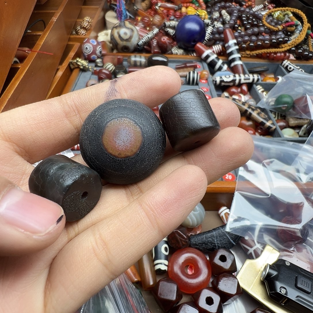 玛瑙/玉髓未镶嵌珠宝半成品