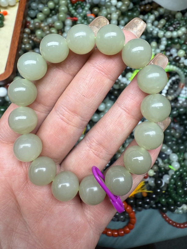 和田玉未镶嵌时尚