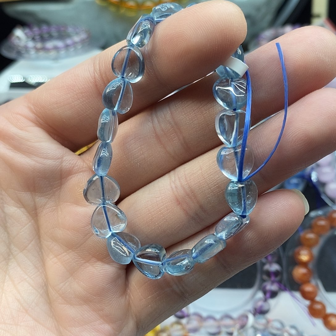 水晶手链未镶嵌蓝托帕爱心手串