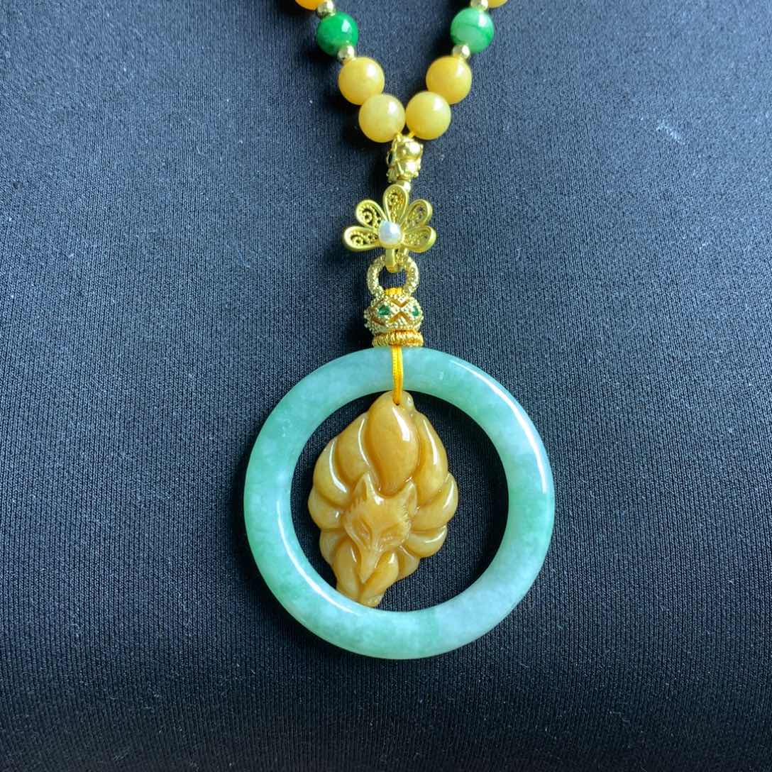 翡翠颈饰未镶嵌翡翠