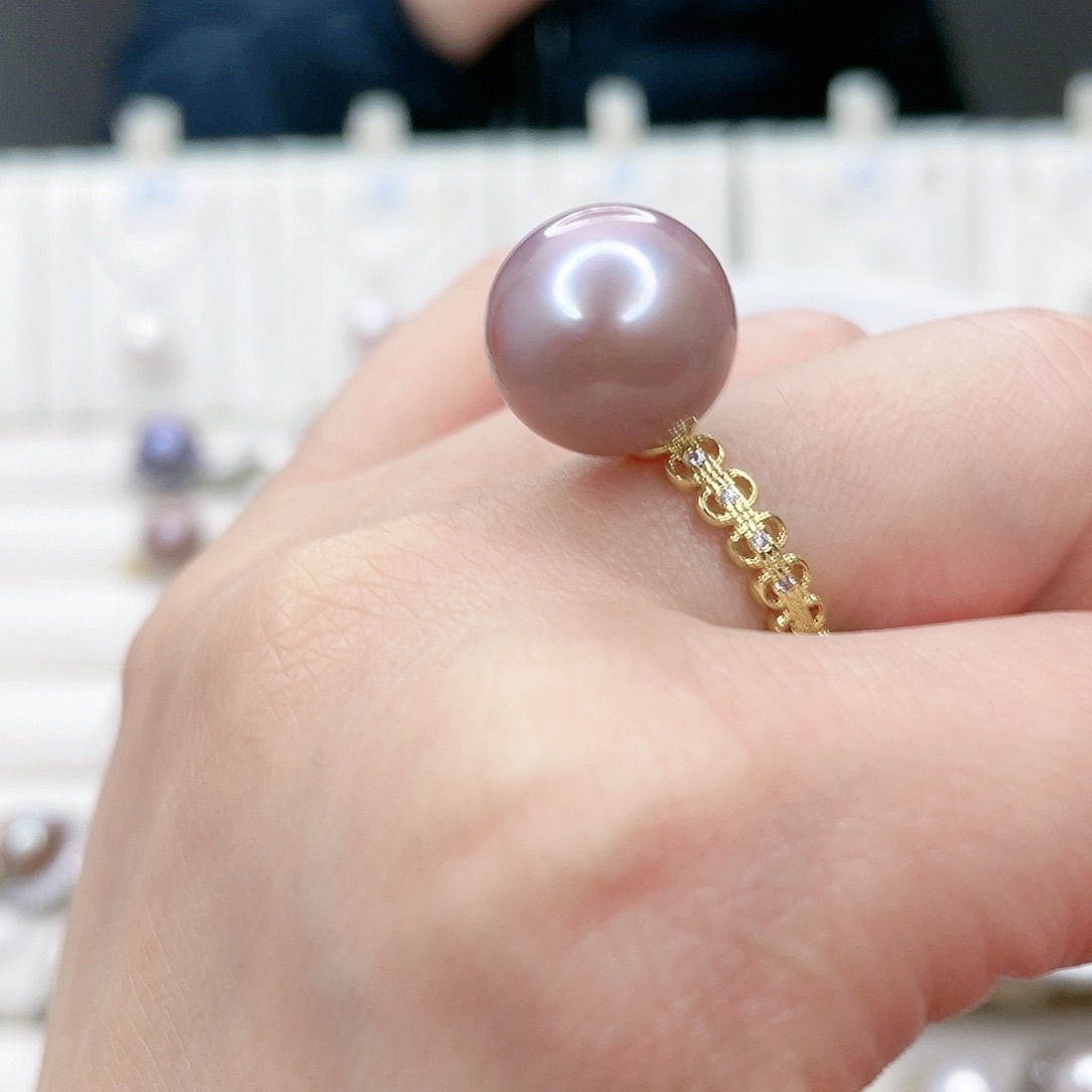 淡水珍珠吊坠(赠链)未镶嵌