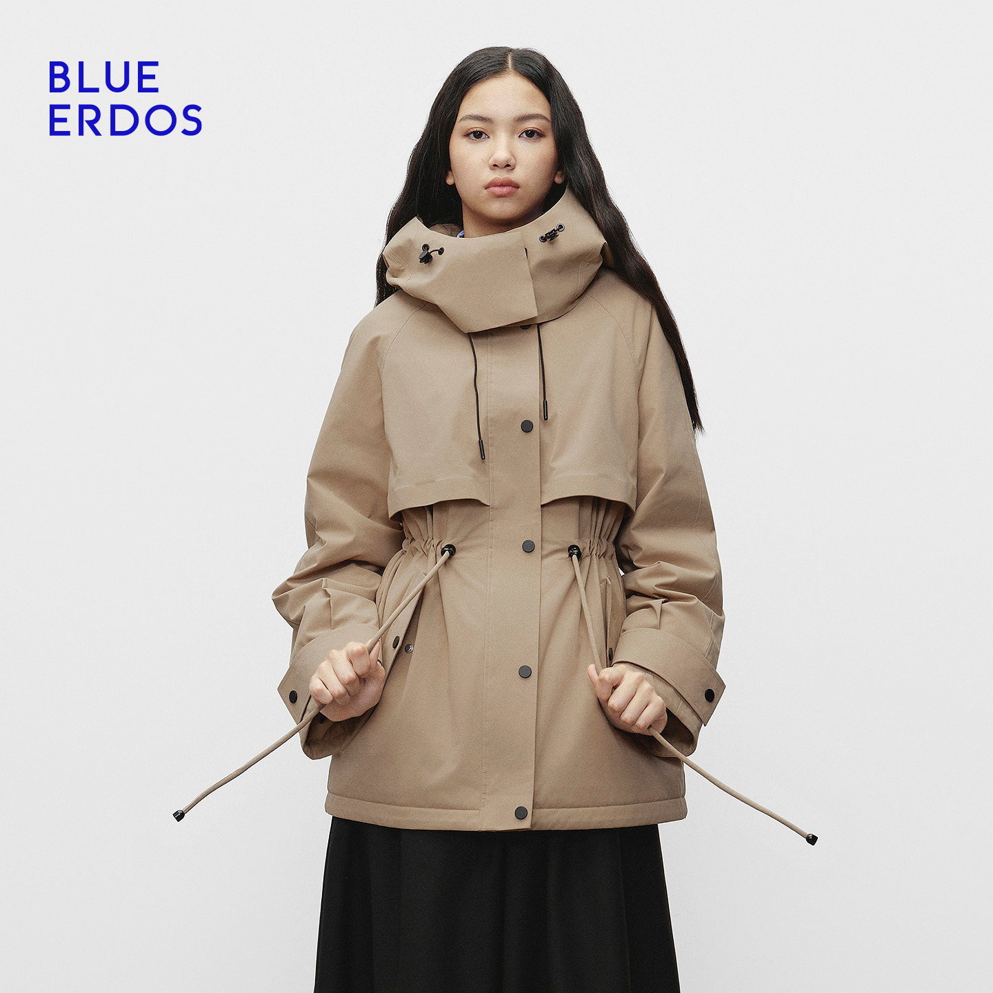 BLUE ERDOS 2025秋冬新品工装风收腰连帽羽绒服女外套B256JG701