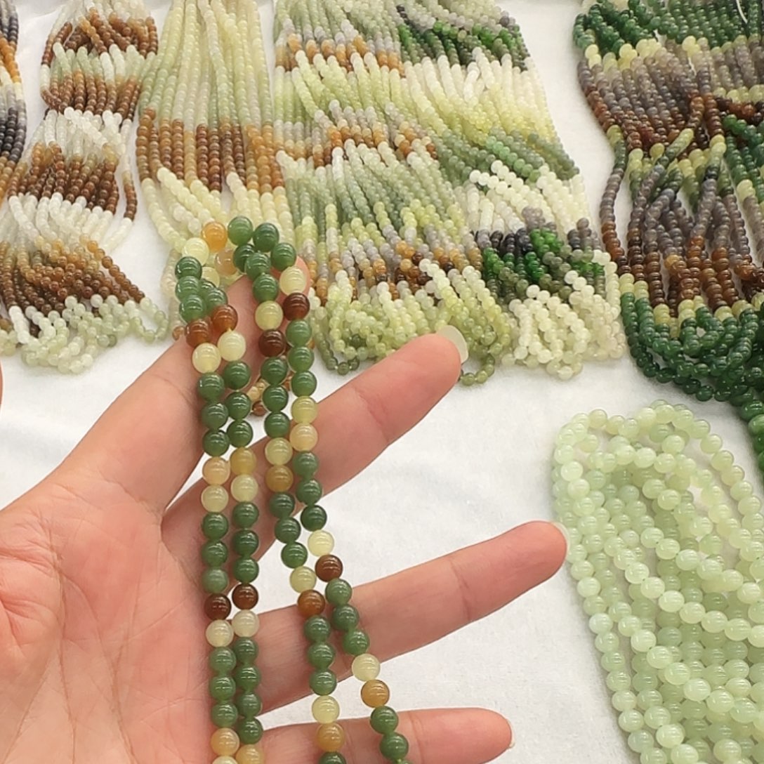 和田玉未镶嵌毛衣链