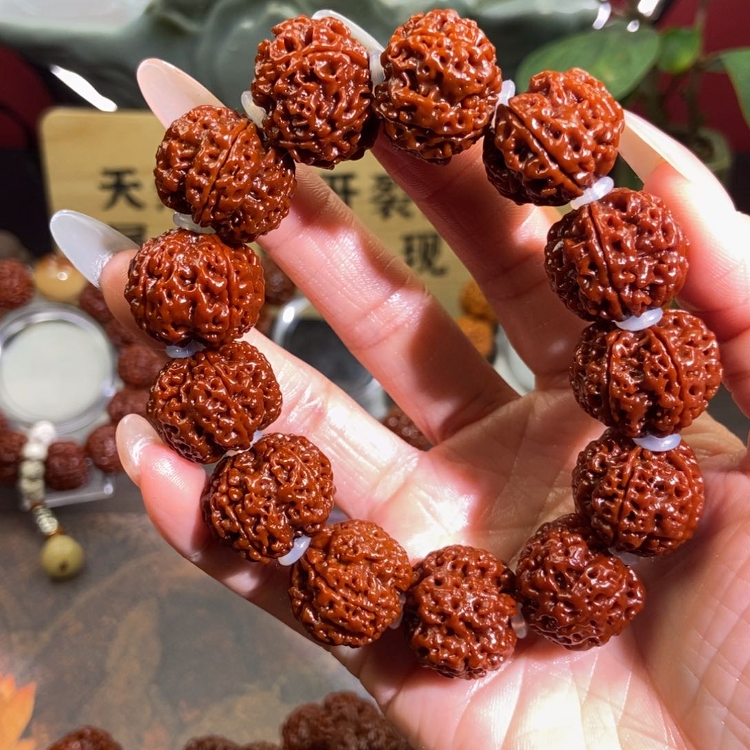 金刚菩提吊坠522。         