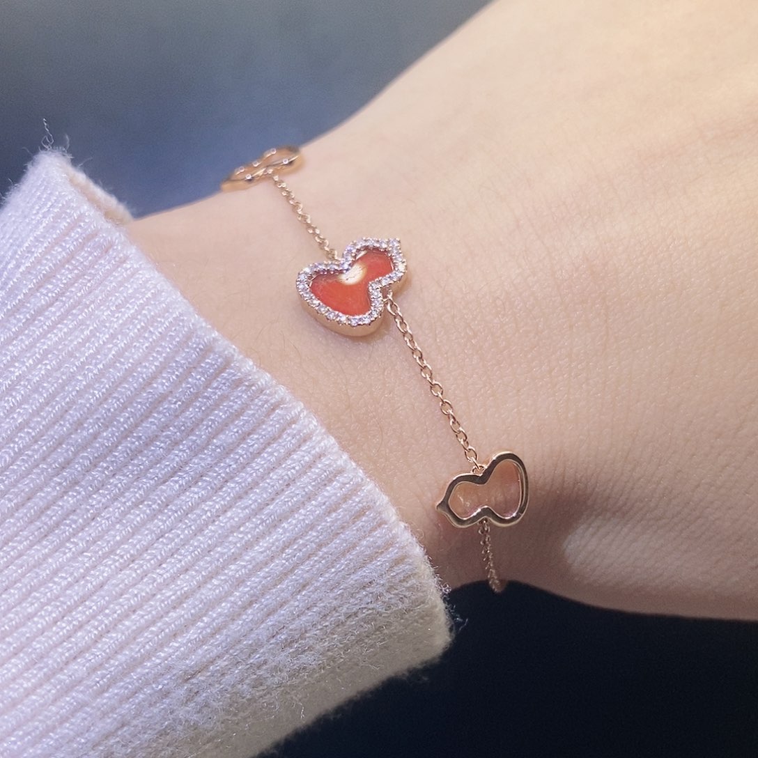 钻石手链18K金镶嵌红葫芦手链K玫玛瑙