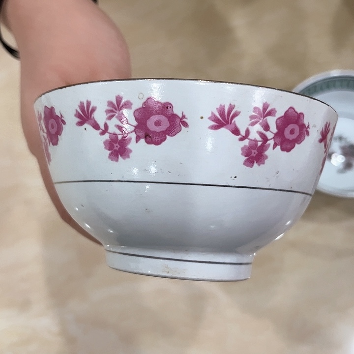 釉上五彩瓷的造型11.5 cm