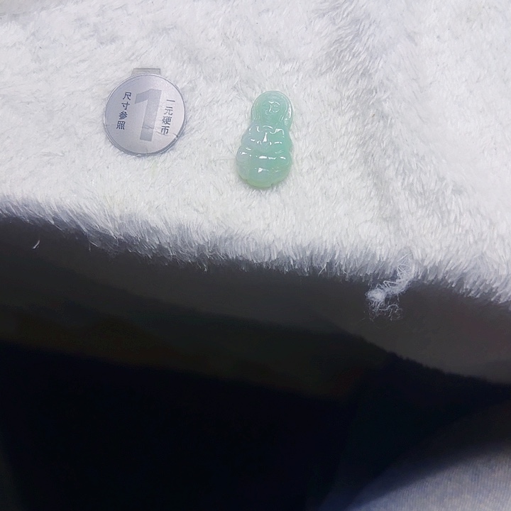 翡翠未镶嵌颈饰fc