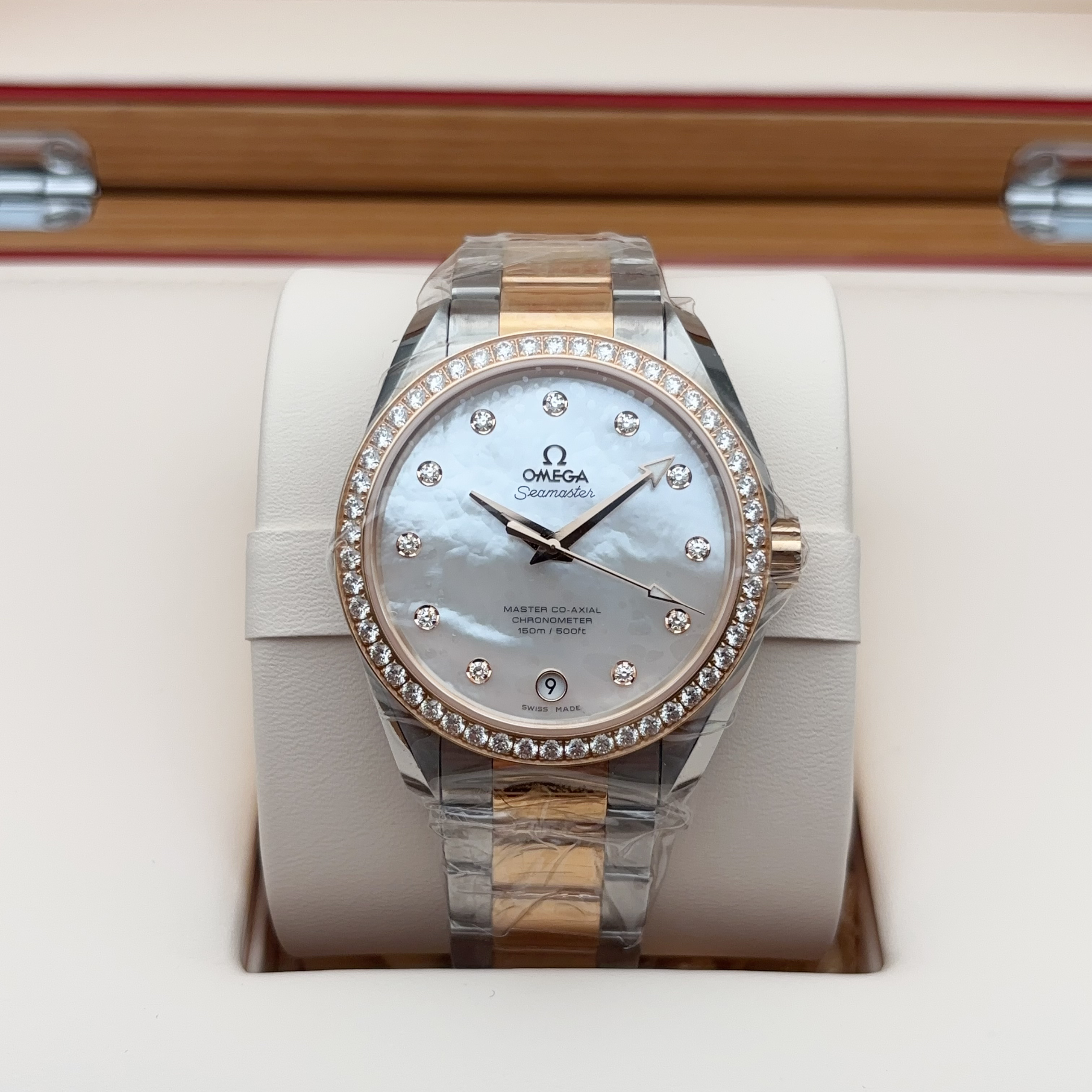 全新未使用 Omega/欧米茄 25年全新全套/海马系列男士/原镶钻39mm