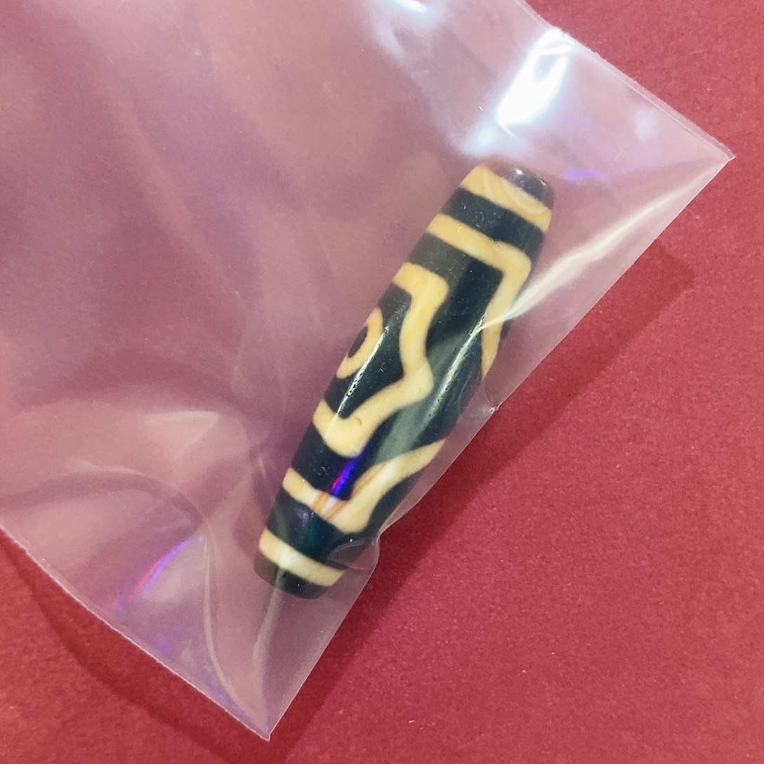山***落玛瑙/玉髓（覆膜）颈饰未镶嵌行运无覆膜三眼