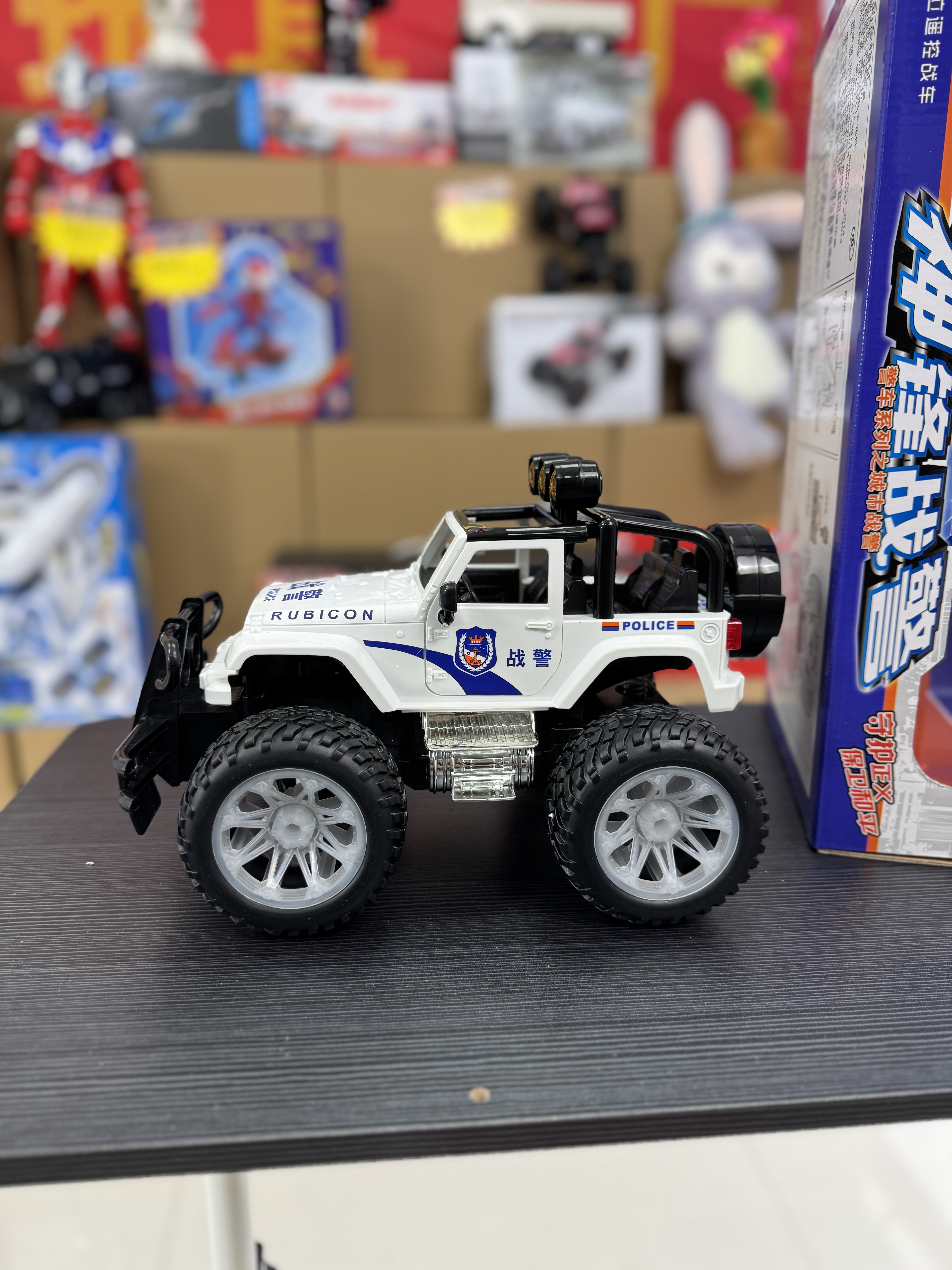 大号惯性警车战警车越野车适合生日礼物实验玩具电商盒发货we