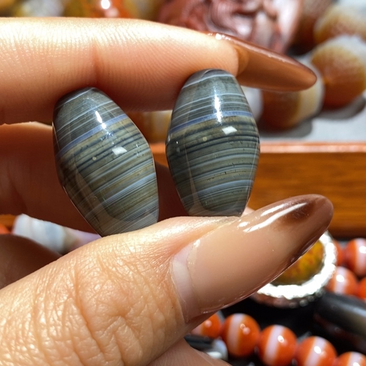 用***3玛瑙/玉髓未镶嵌颈饰