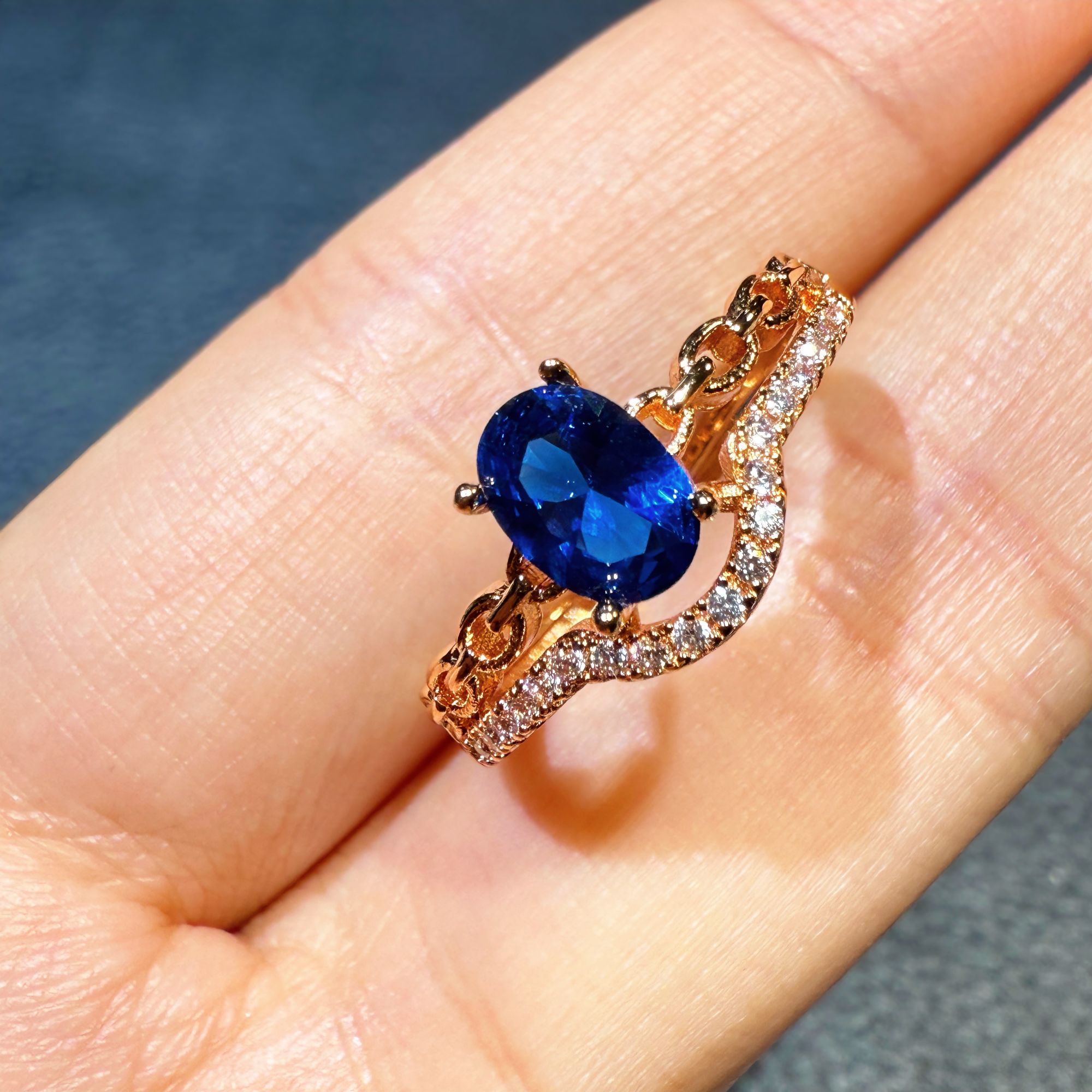 典藏轻奢-蓝宝石-高精切宝石戒指YE-367