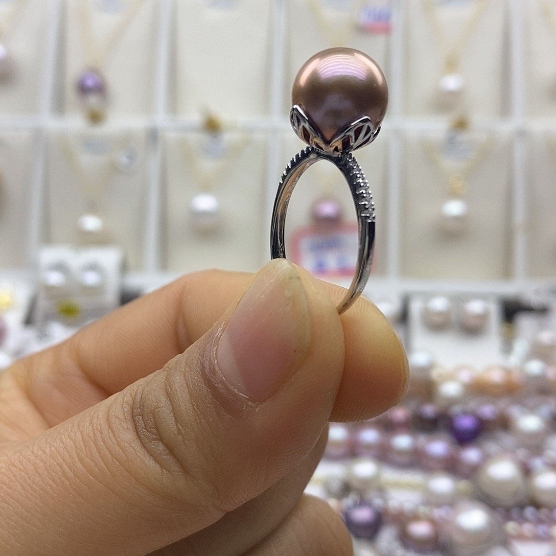 淡水珍珠吊坠(赠链)银S925镶嵌