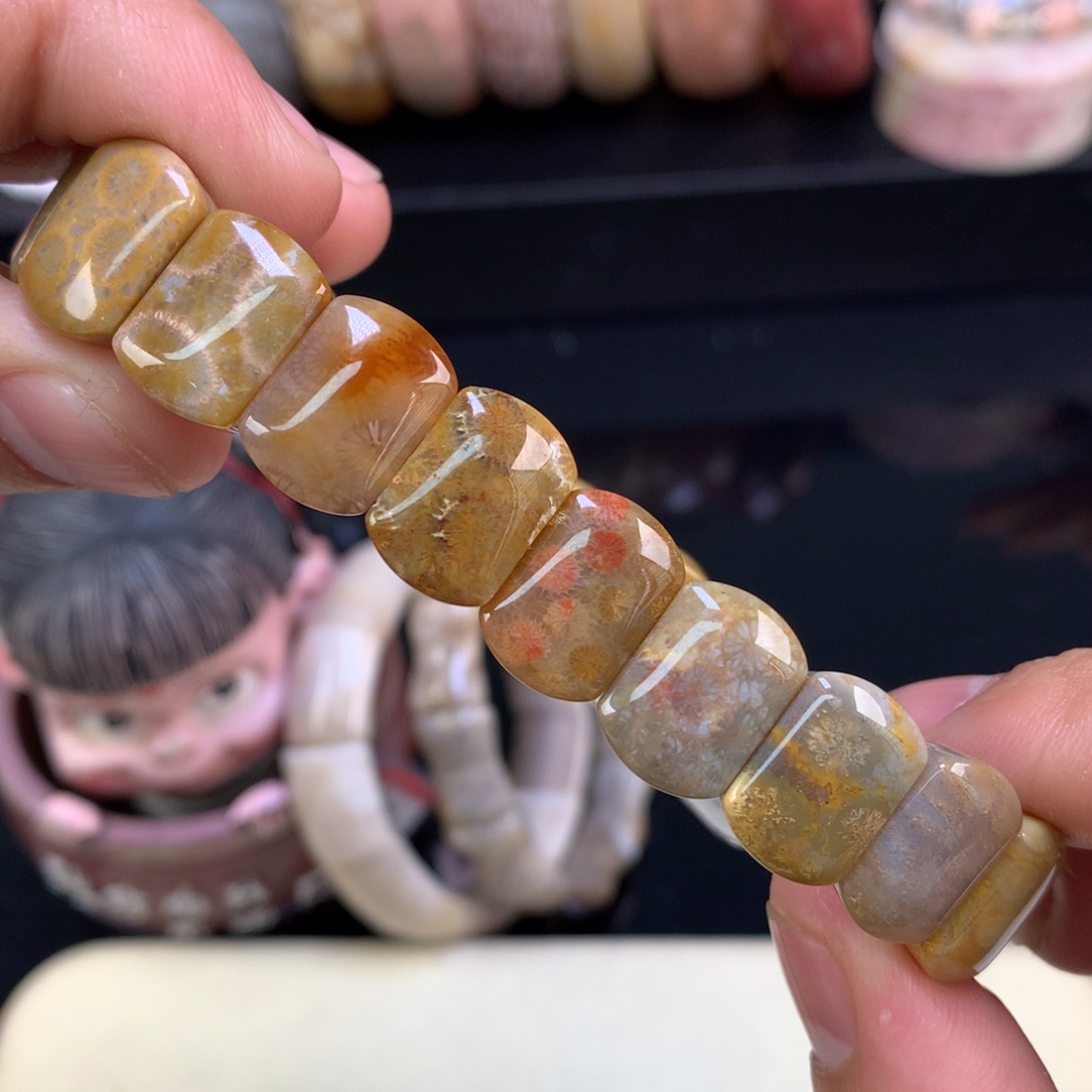 硅化珊瑚（珊瑚玉）未镶嵌吊坠(赠链)3号mini版型88漏44
