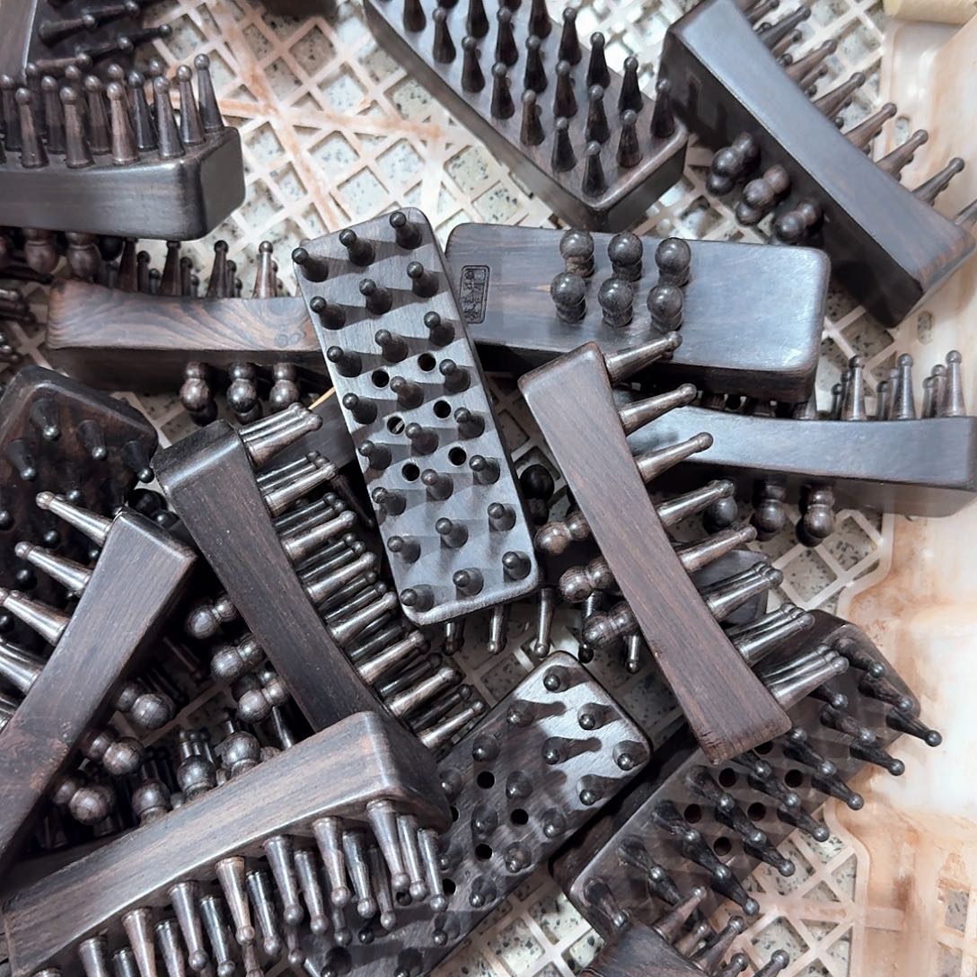 紫光檀梳子瑕疵款