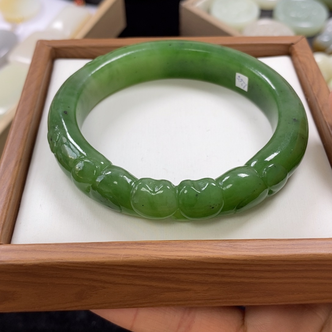 【闪购商品】和田玉手镯未镶嵌
