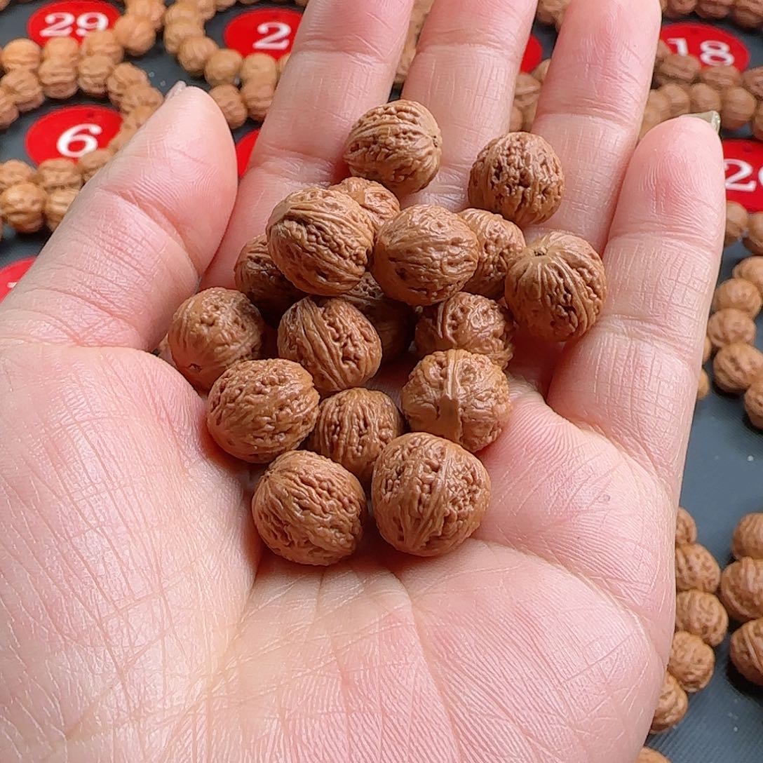 文玩核桃手串宝**轩满天星