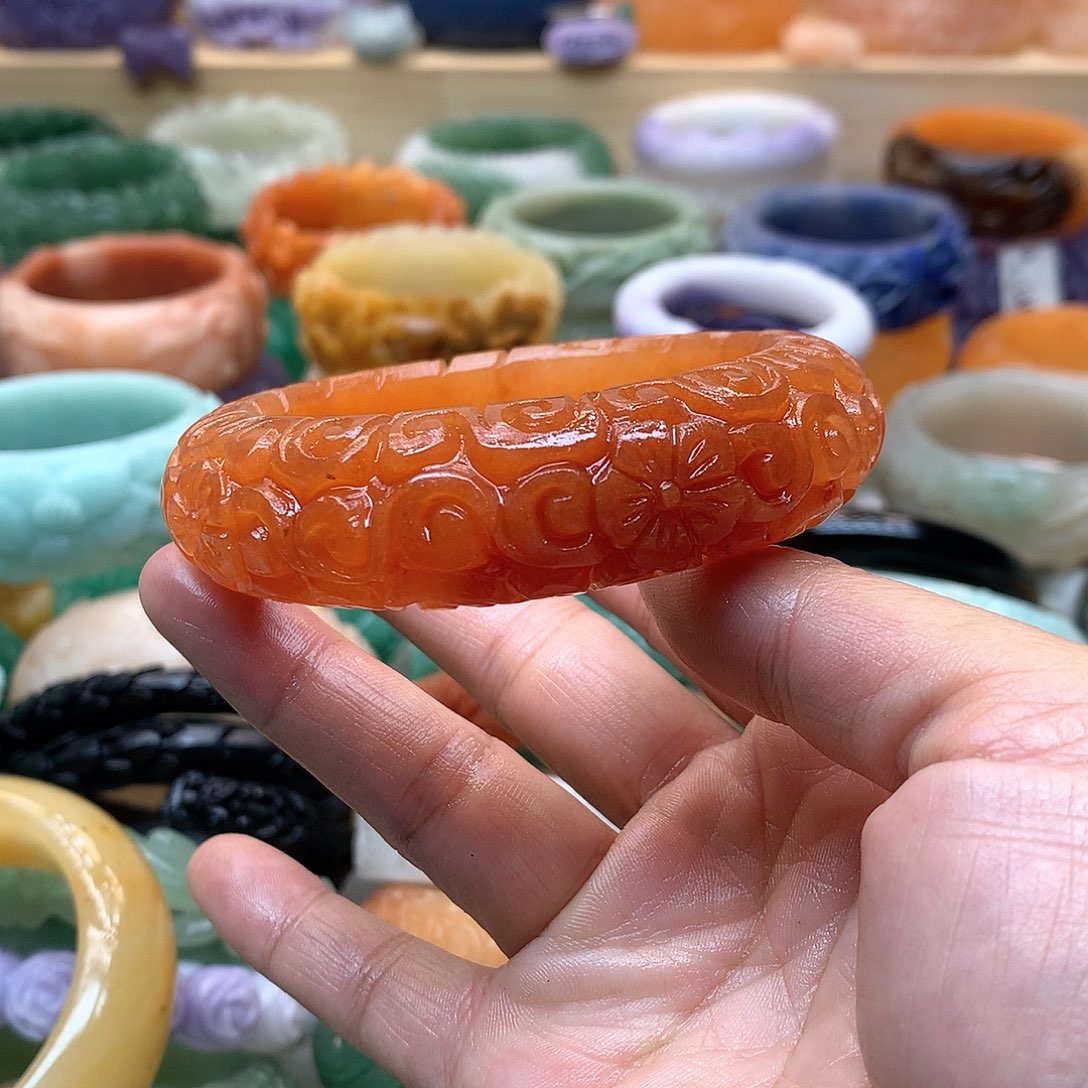 未镶嵌手镯石英质玉一***尚