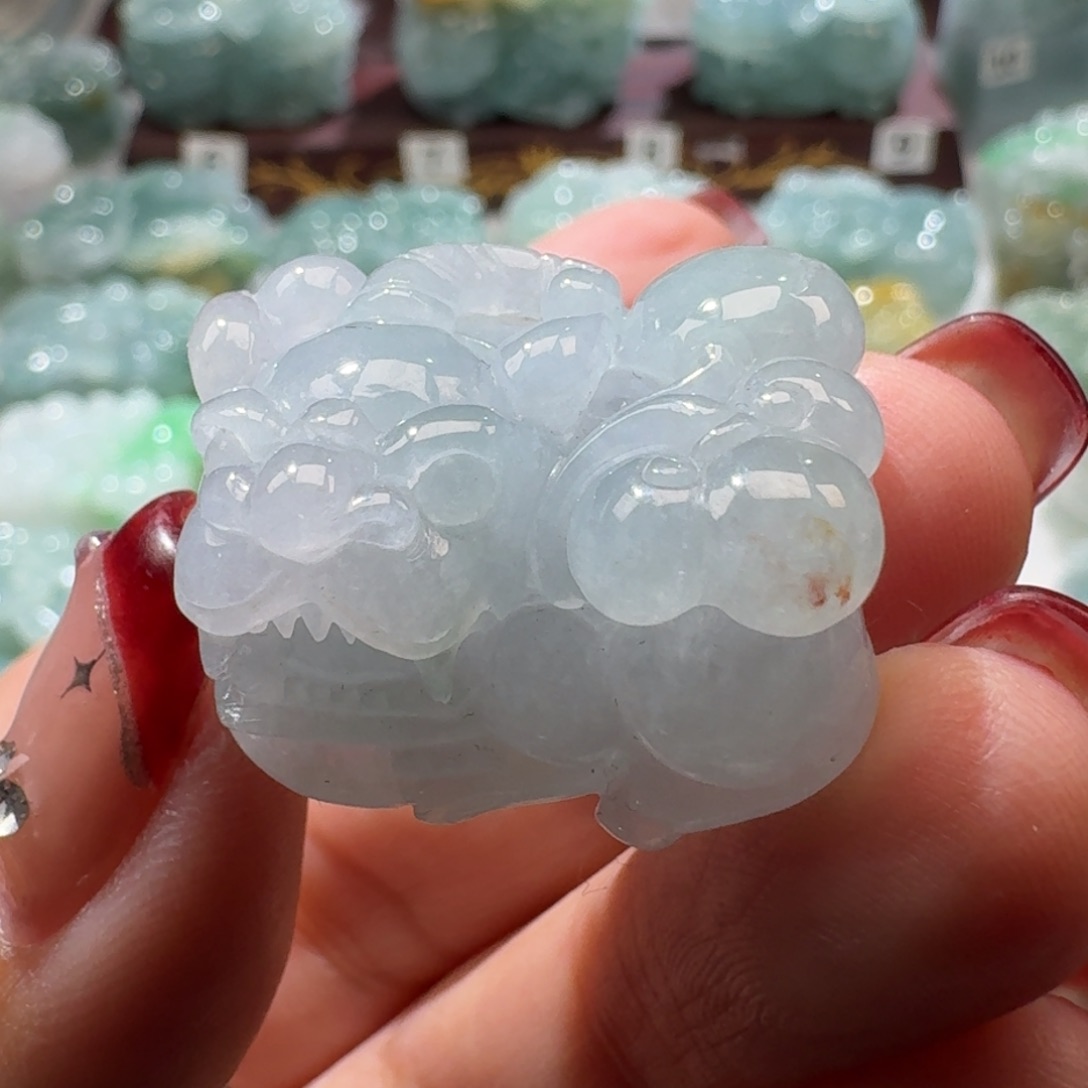 定制翡翠未镶嵌貔貅