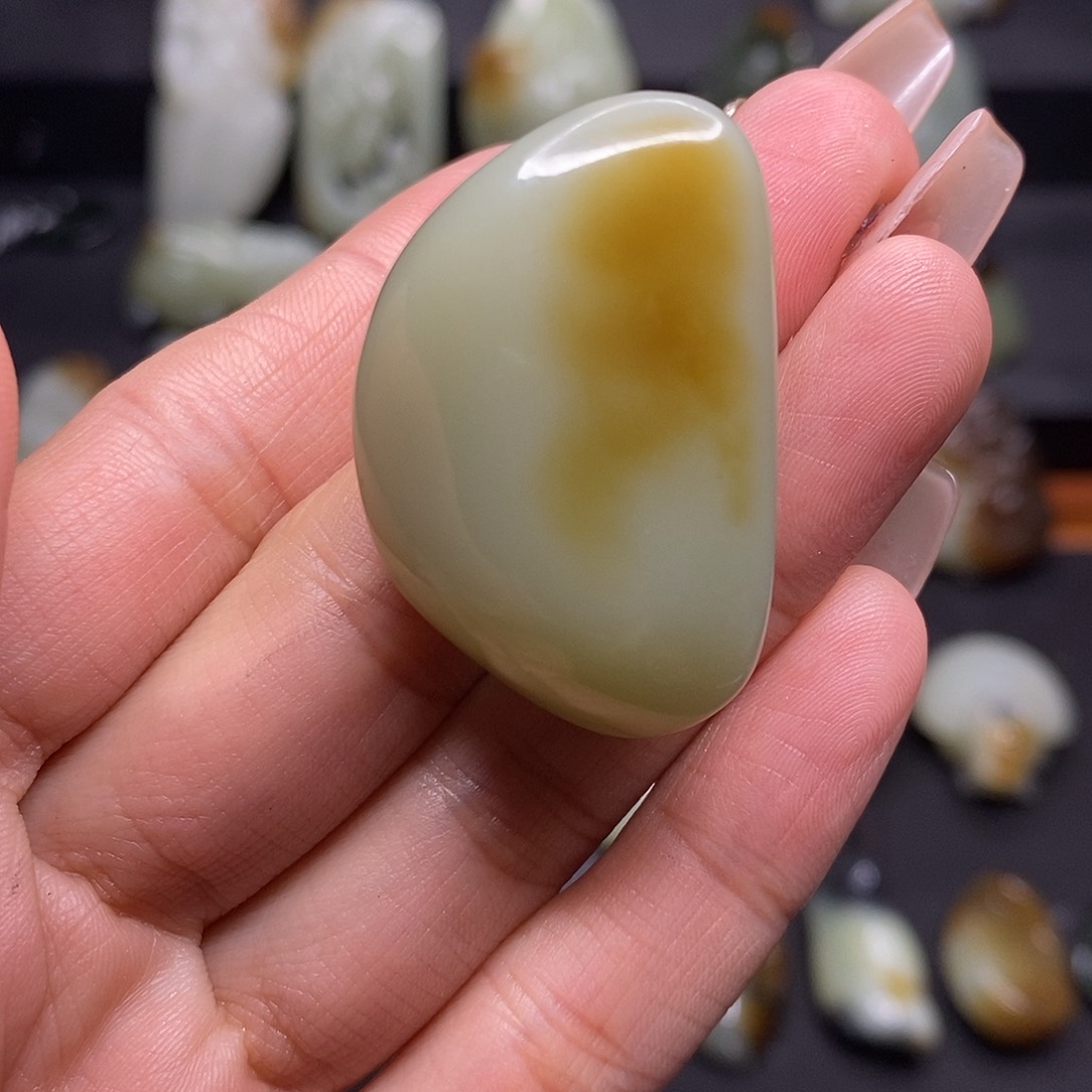 和田玉颈饰未镶嵌A***e