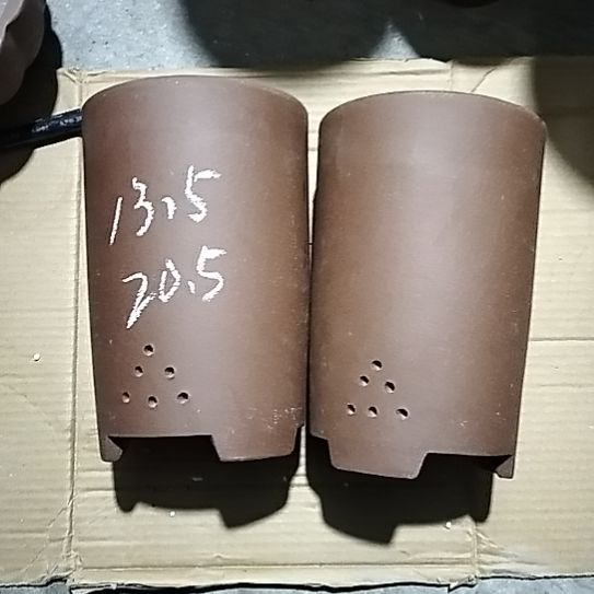 紫砂大笔筒两个微瑕